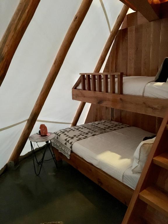 Dreamcatcher Glamping Tipi Hotel Farmville Eksteriør billede